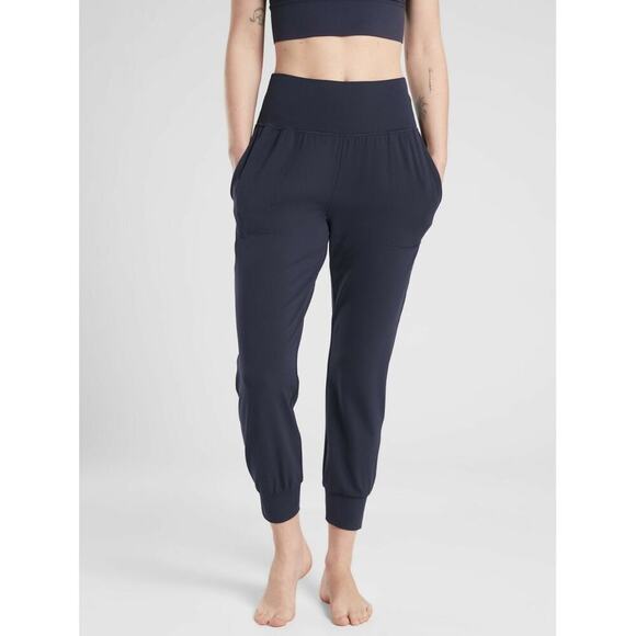Athleta Salutation Joggers Navy Size Small - Picture 1 of 3